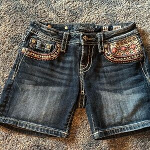 Miss Me dark denim Jean shorts - size 14